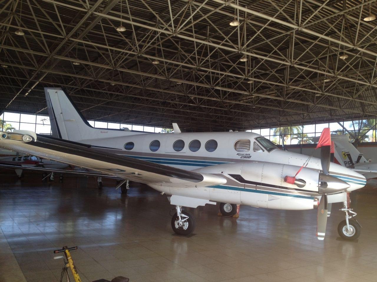 KING AIR C90B 1994